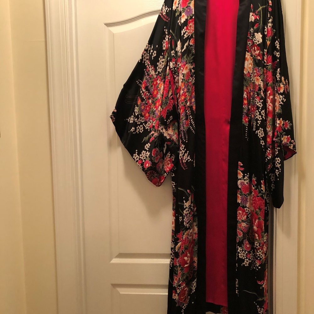 Madame V Gorgeous Silk Satin Kimono